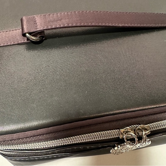 Lancôme Two Tier Zipper Makeup Case with Handle - Picture 9 of 16